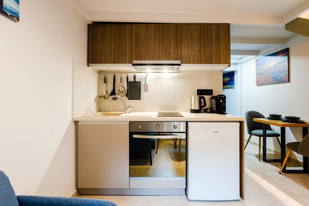 Uncover Kalamata'S Hidden Gem - Cosy City Nest Exterior photo